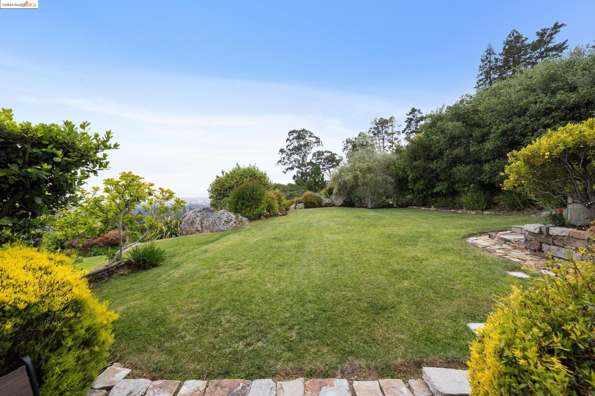 6833 Estates Dr.