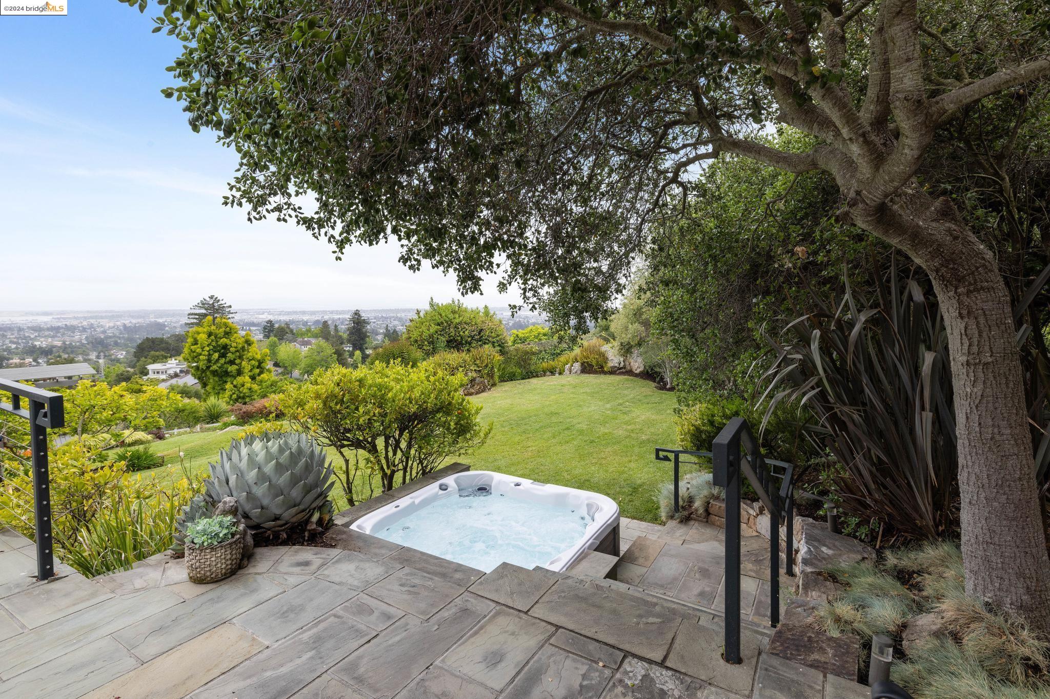 6833 Estates Dr.