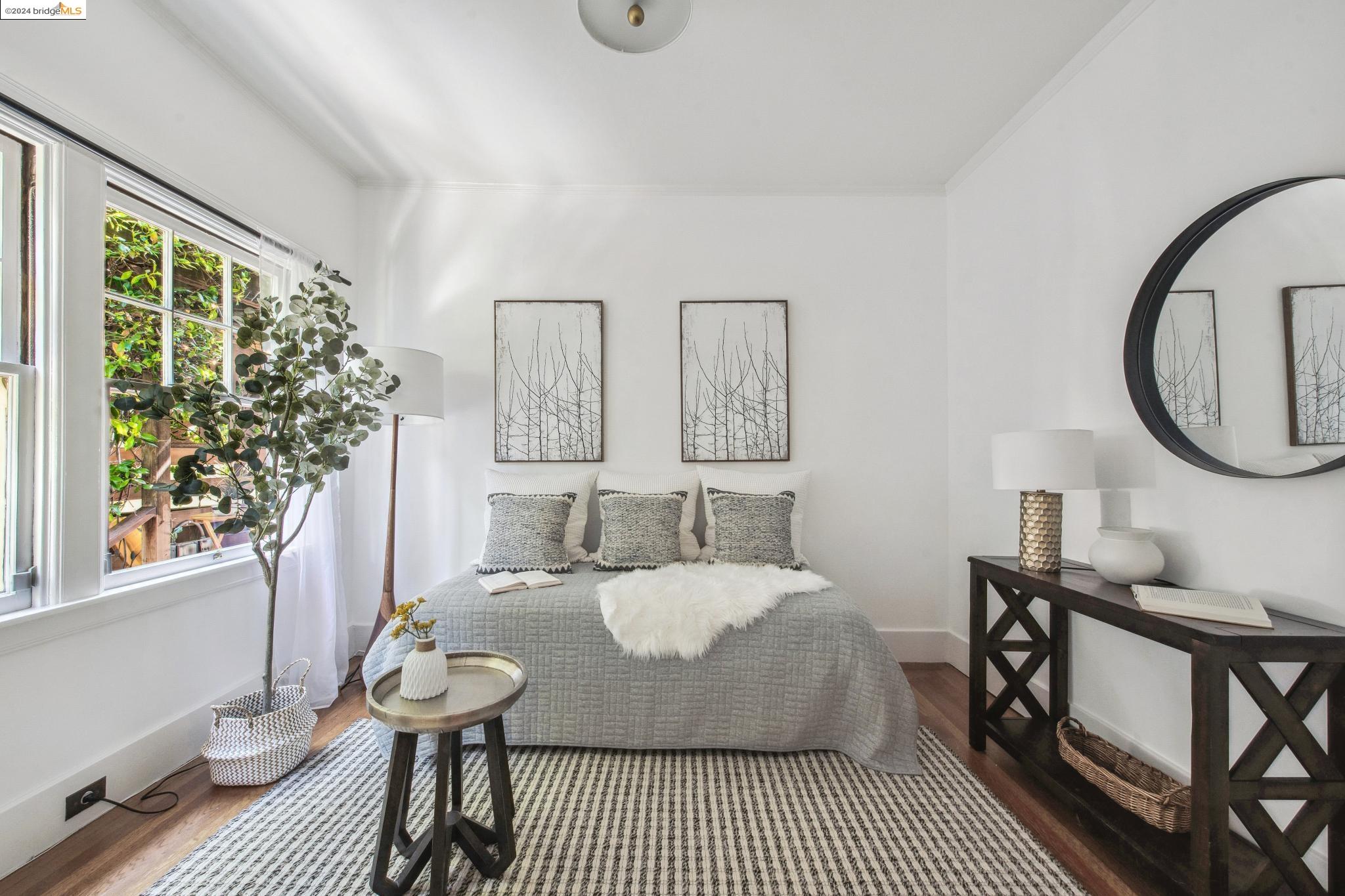 1163 Trestle Glen Rd