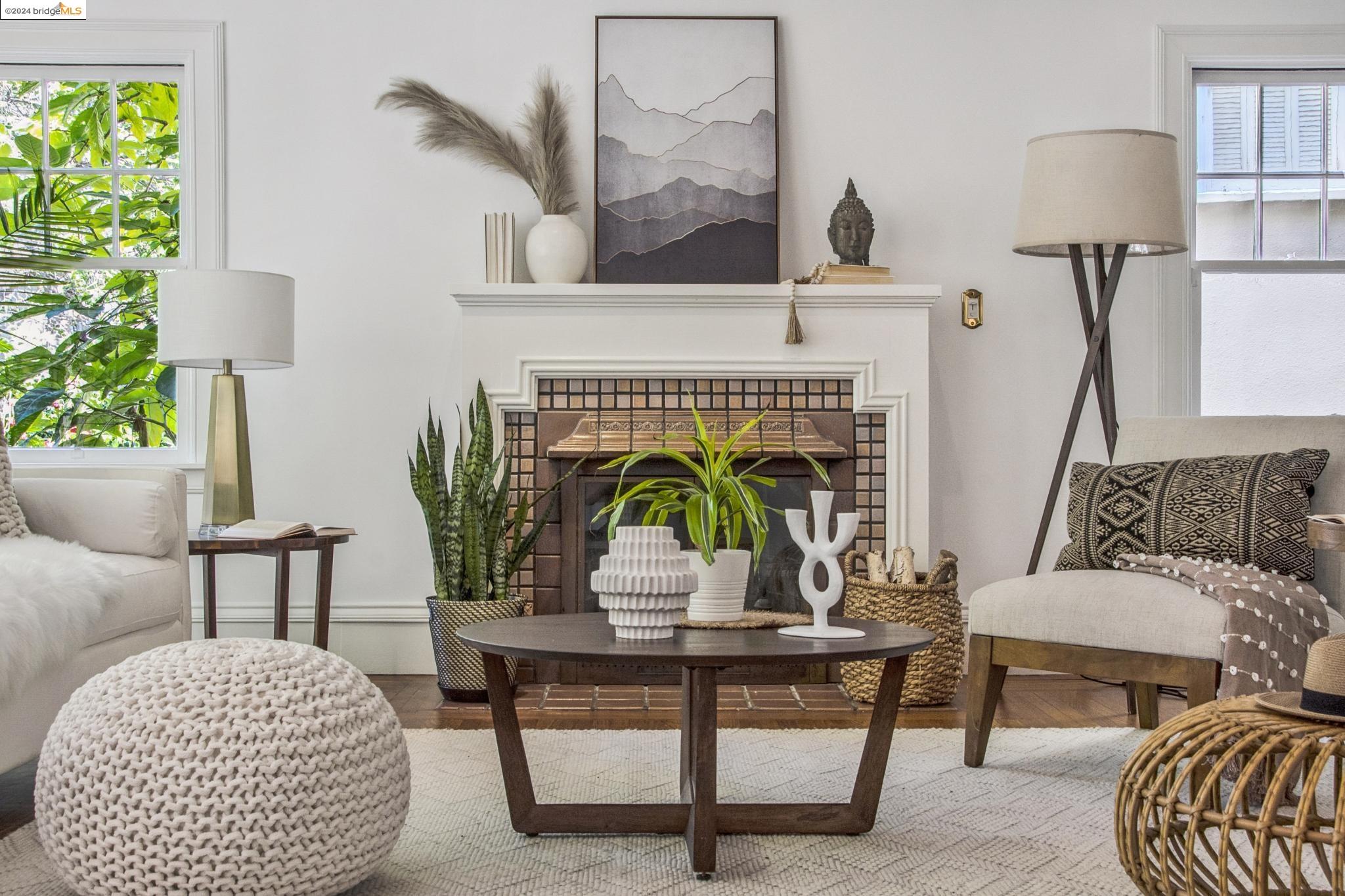 1163 Trestle Glen Rd