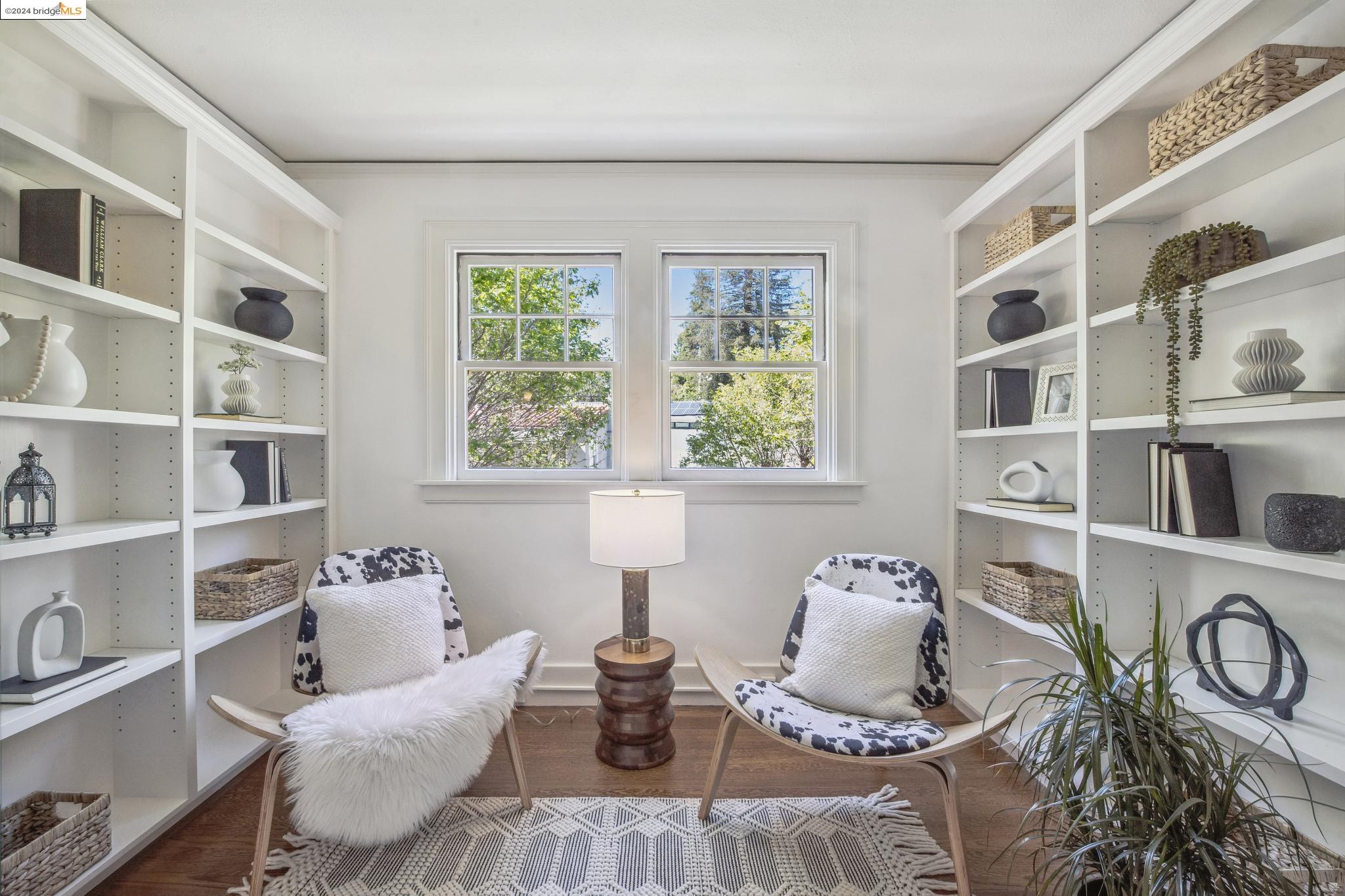 1163 Trestle Glen Rd