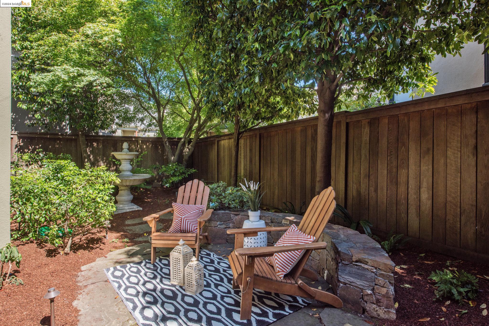 1163 Trestle Glen Rd