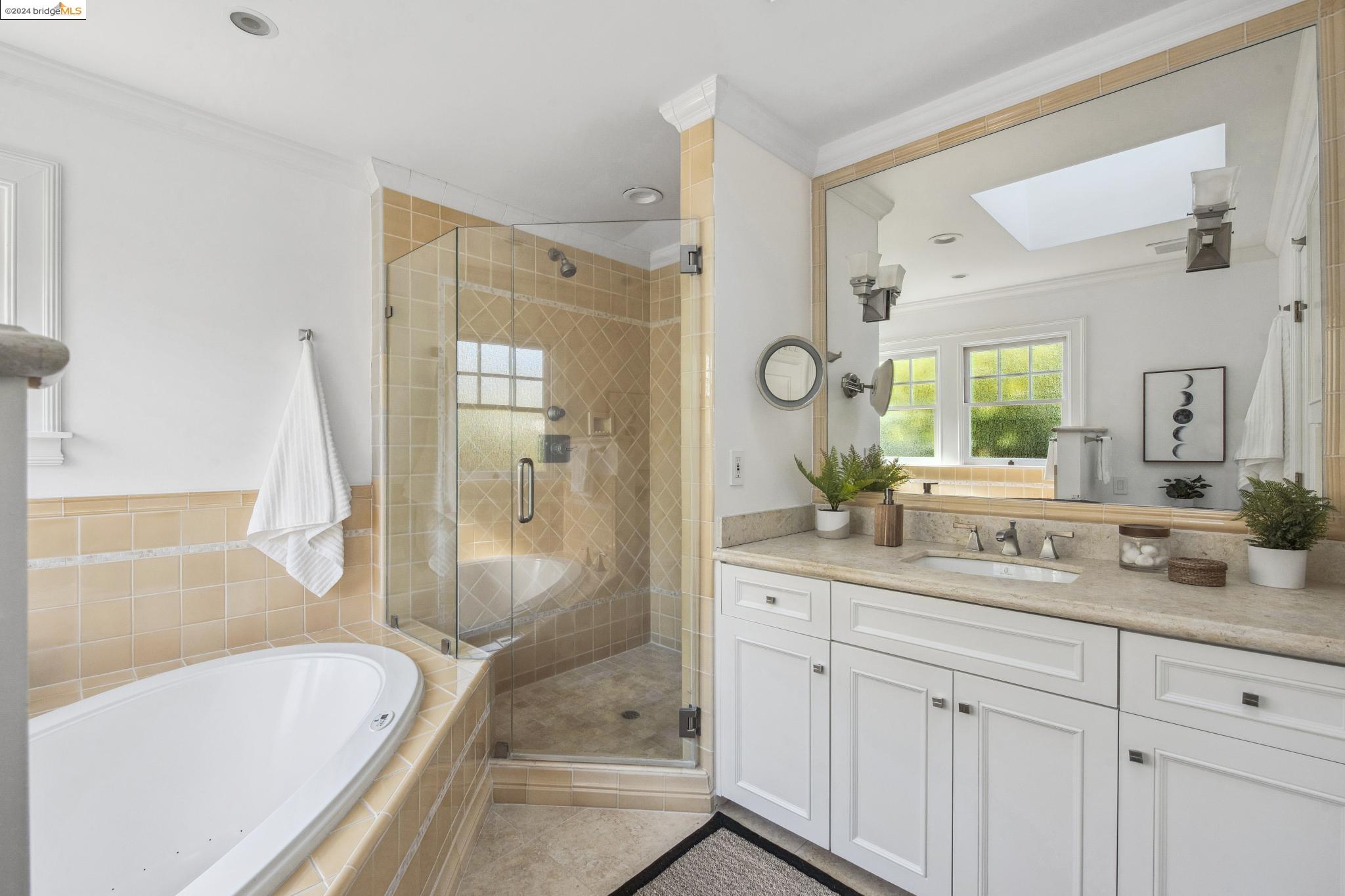 1163 Trestle Glen Rd