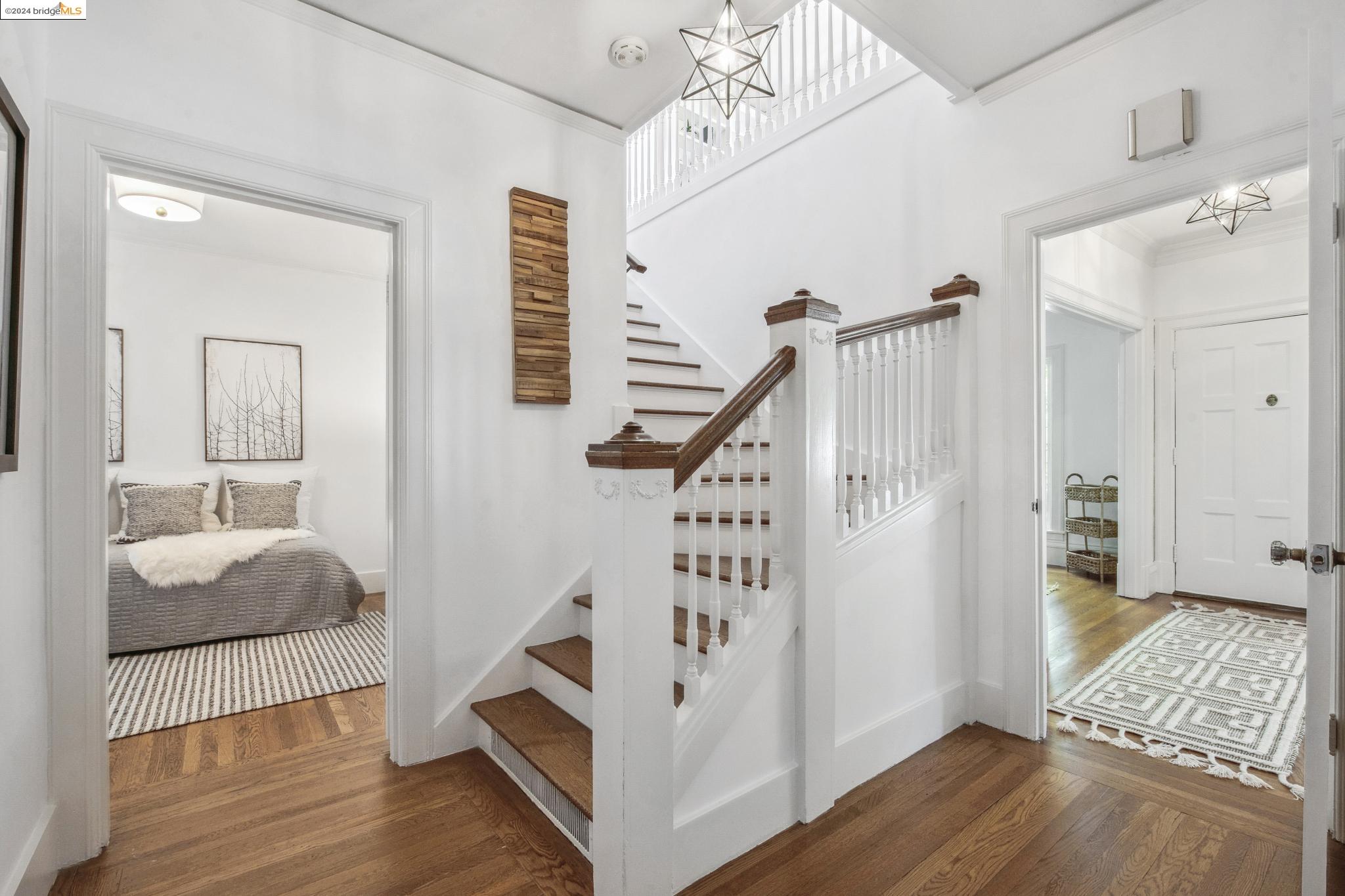 1163 Trestle Glen Rd