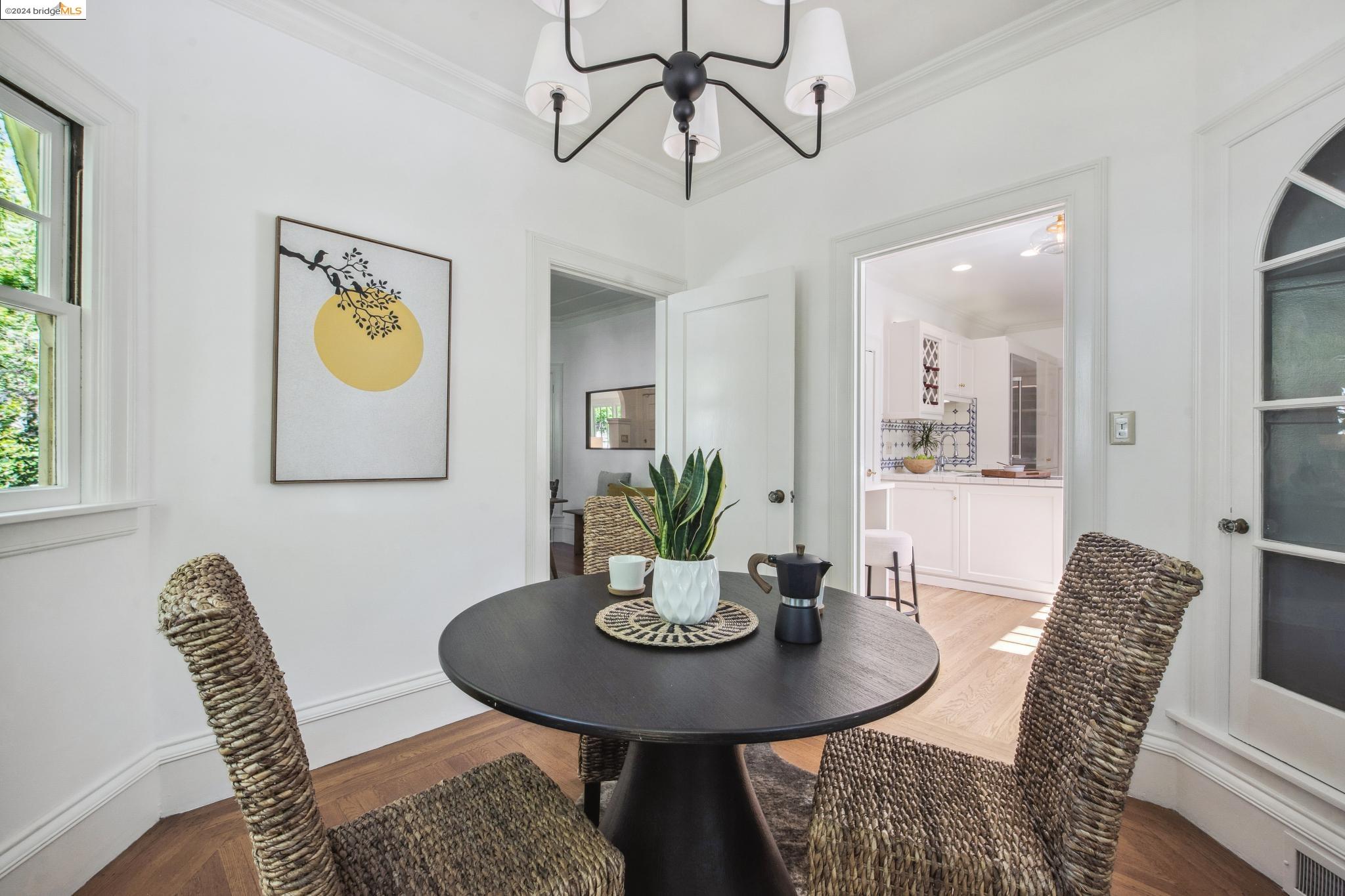 1163 Trestle Glen Rd