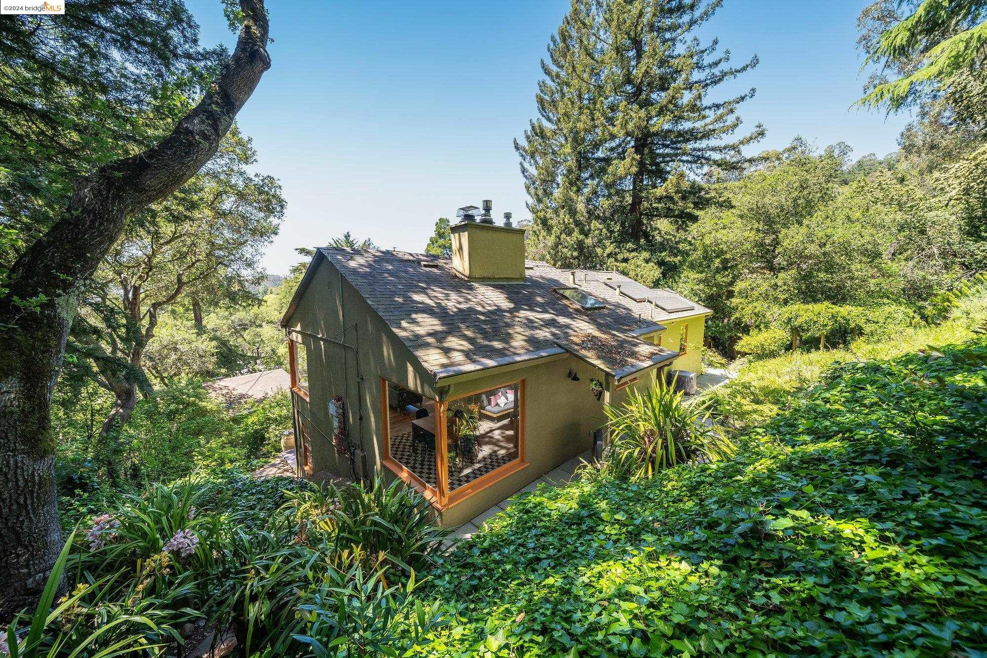 2974 Burdeck Drive