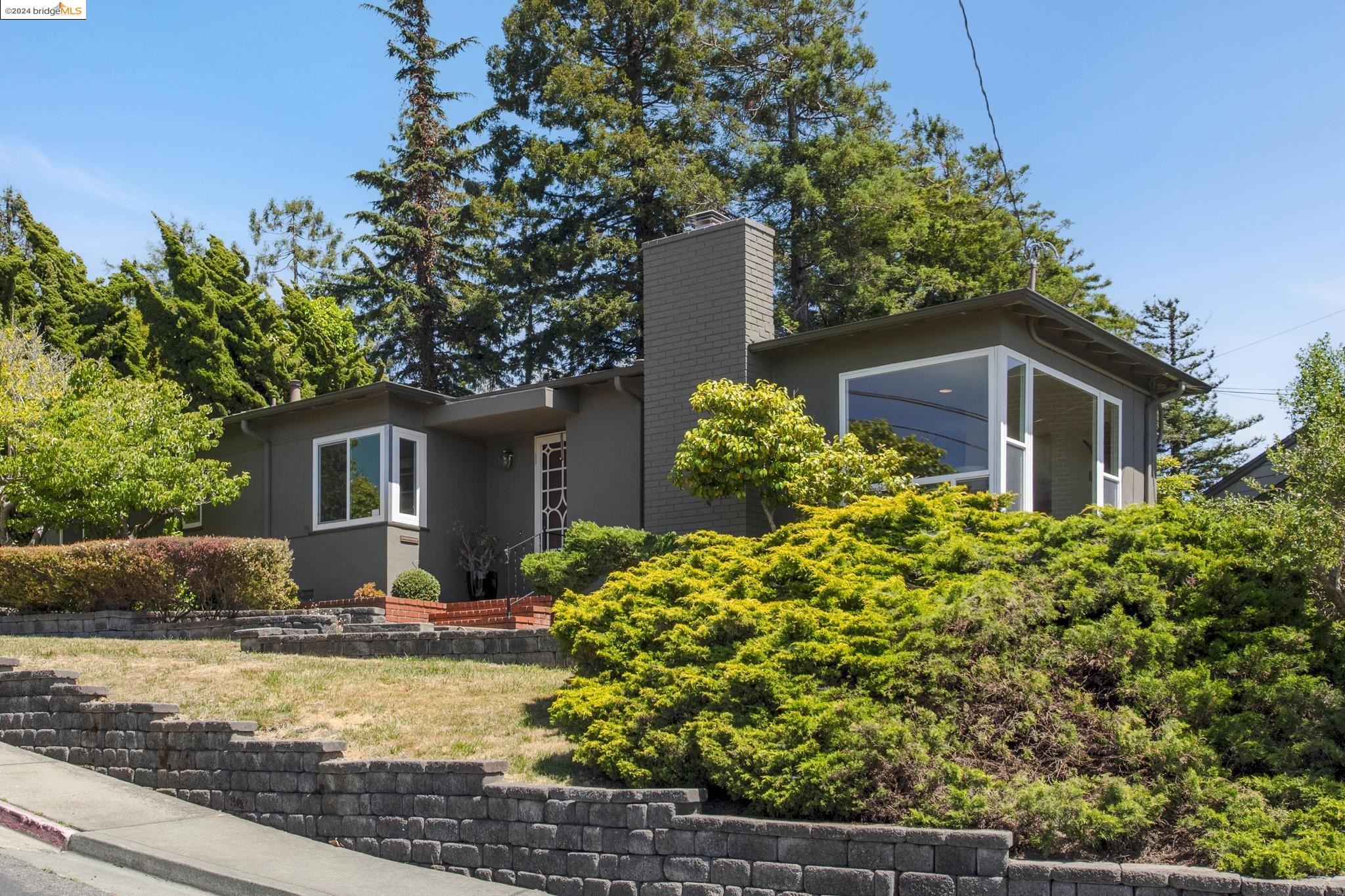 7800 Eureka Ave