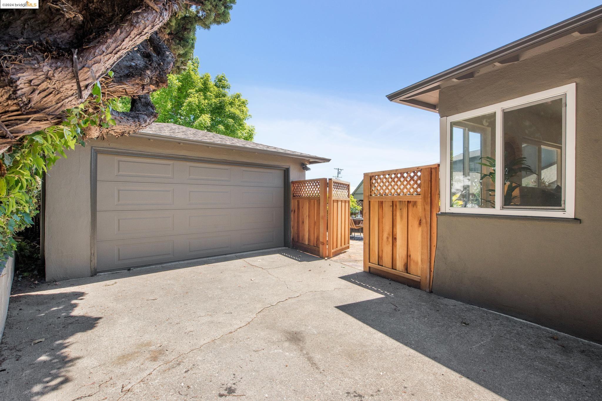 7800 Eureka Ave