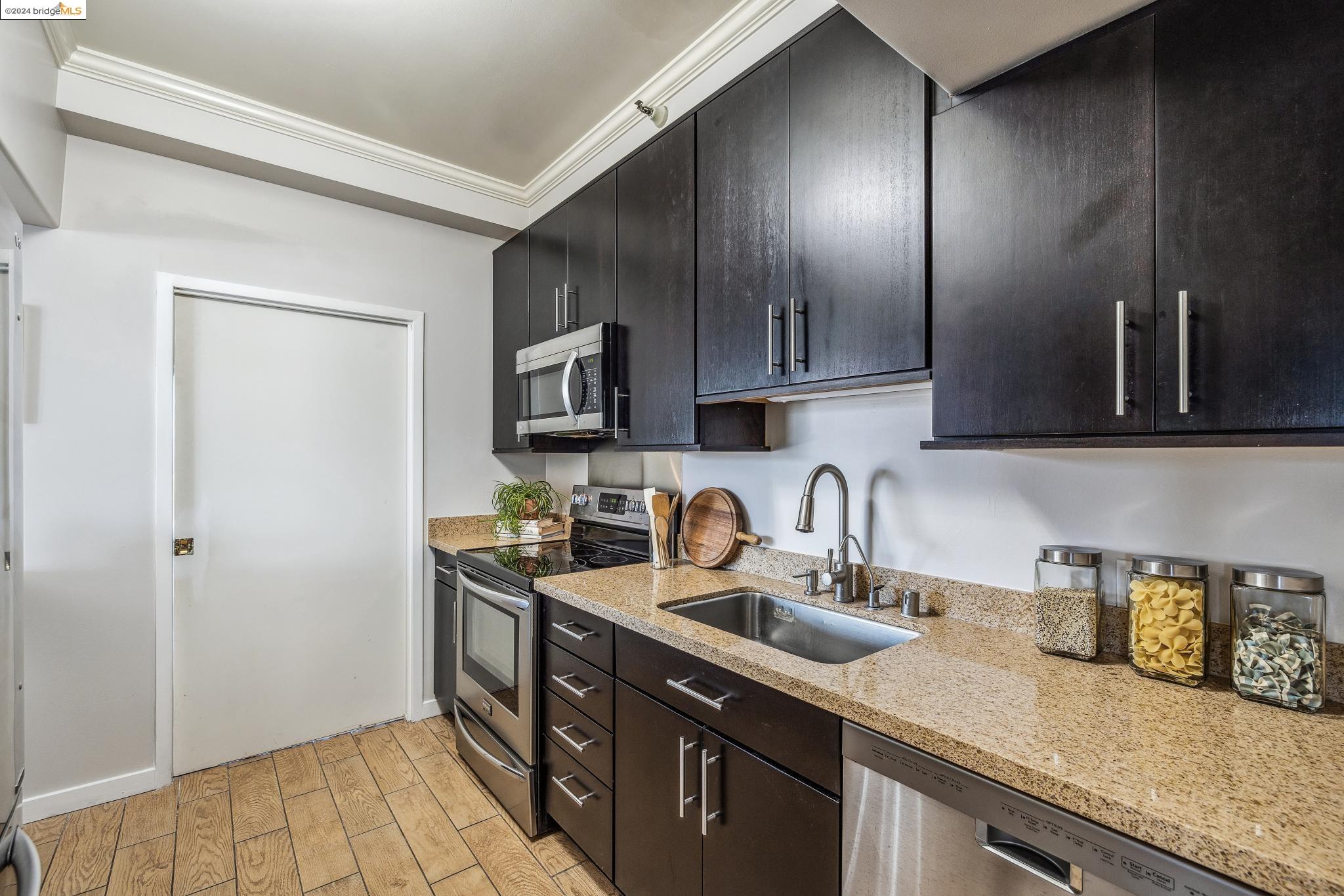 6363 Christie Avenue # 927