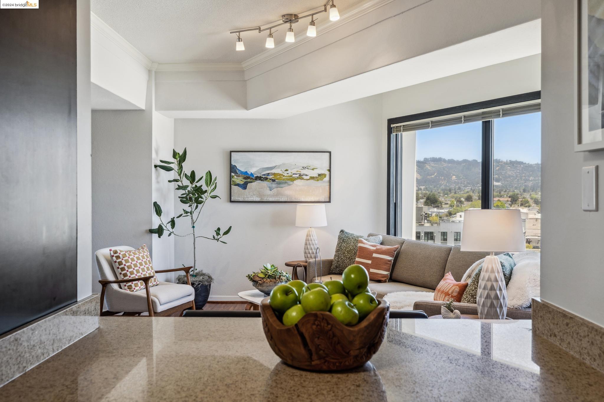 6363 Christie Avenue # 927