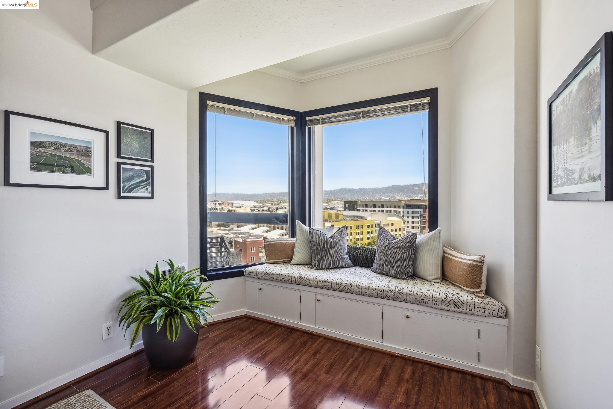 6363 Christie Avenue # 927