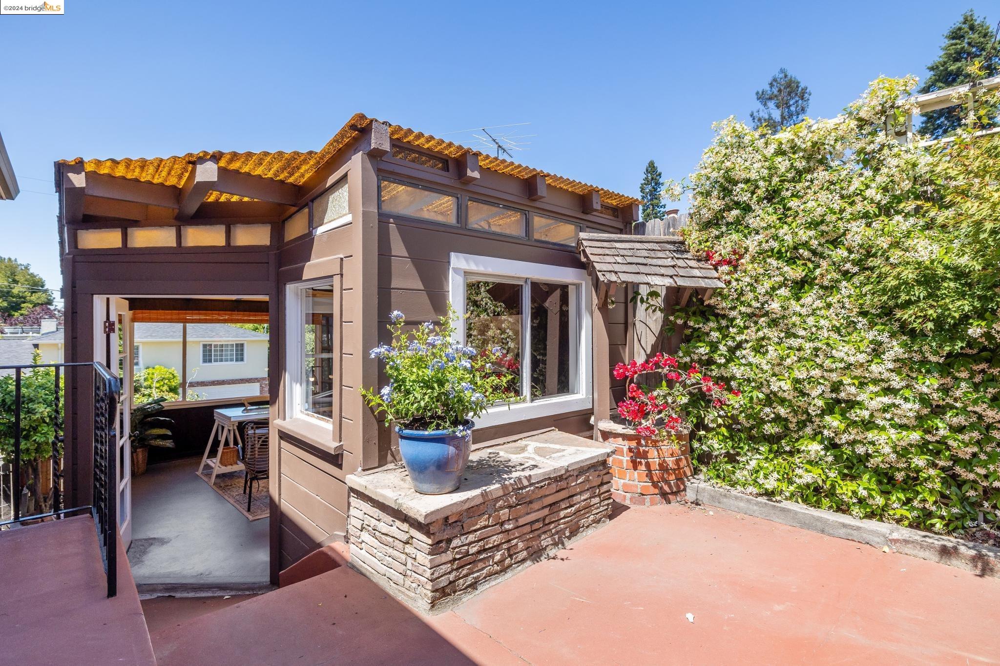 4001 Fruitvale Ave