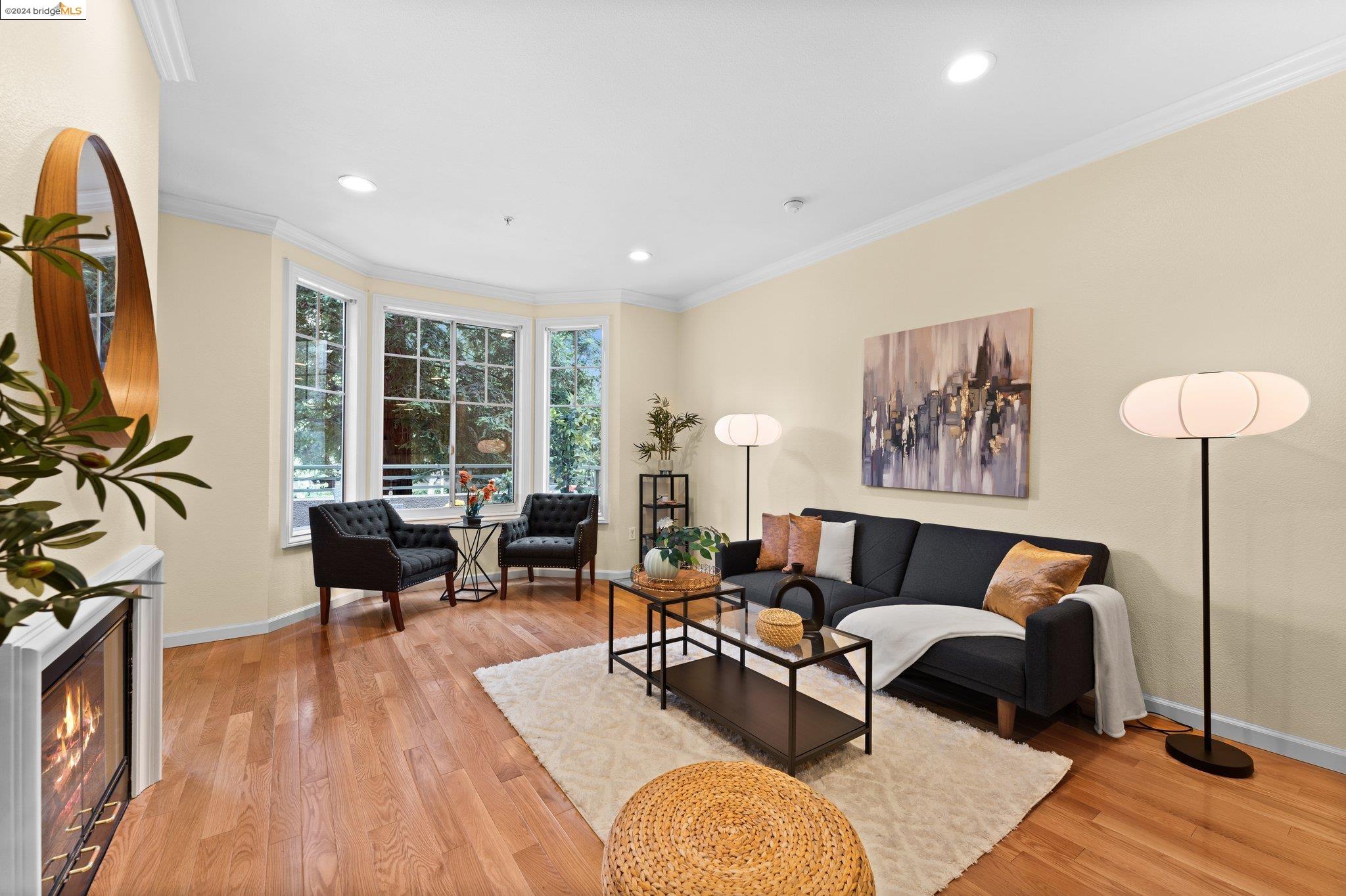 180 Caldecott Ln # 119