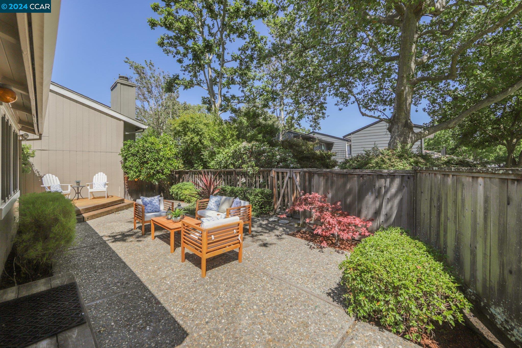 619 Augusta Dr