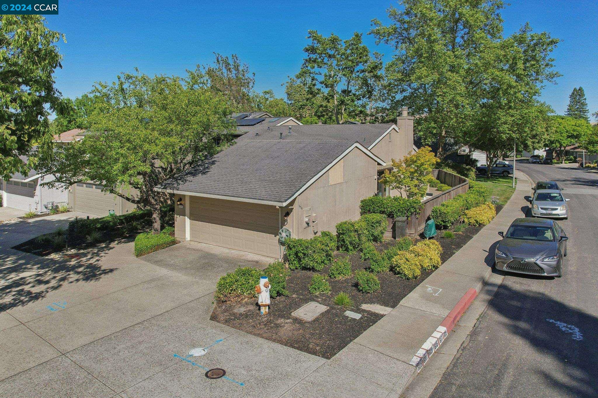 619 Augusta Dr