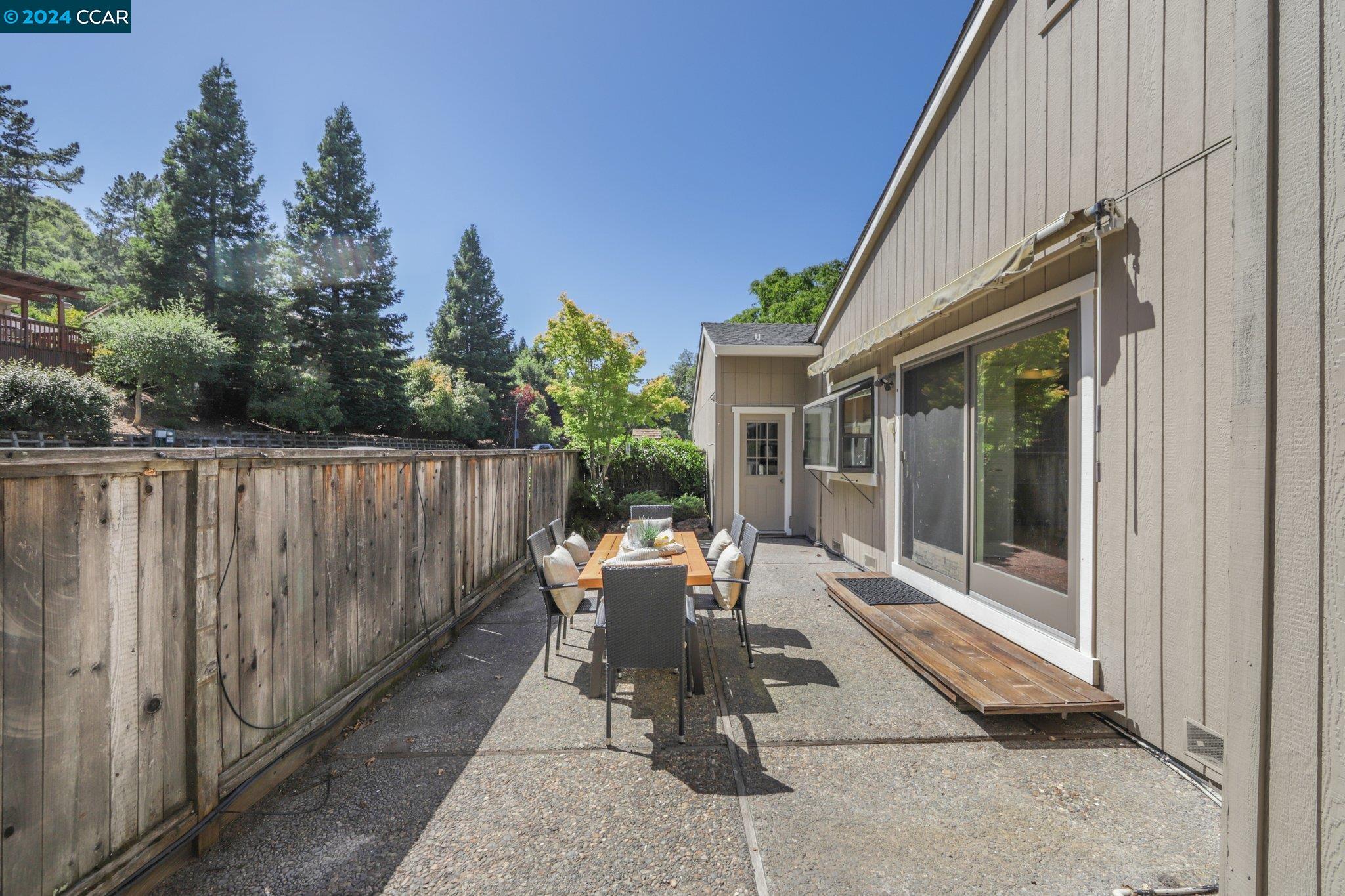 619 Augusta Dr