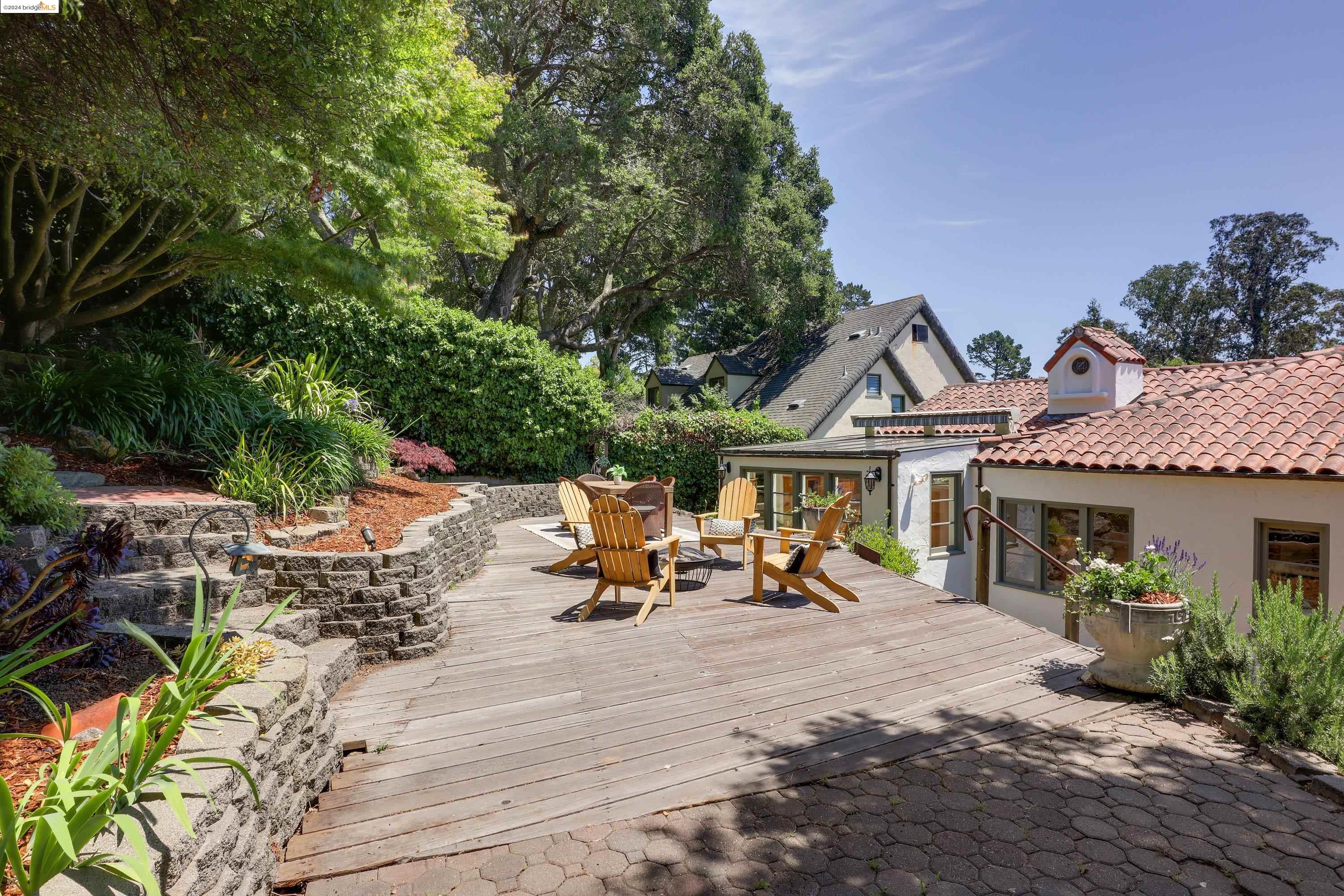 31 Sunset Drive