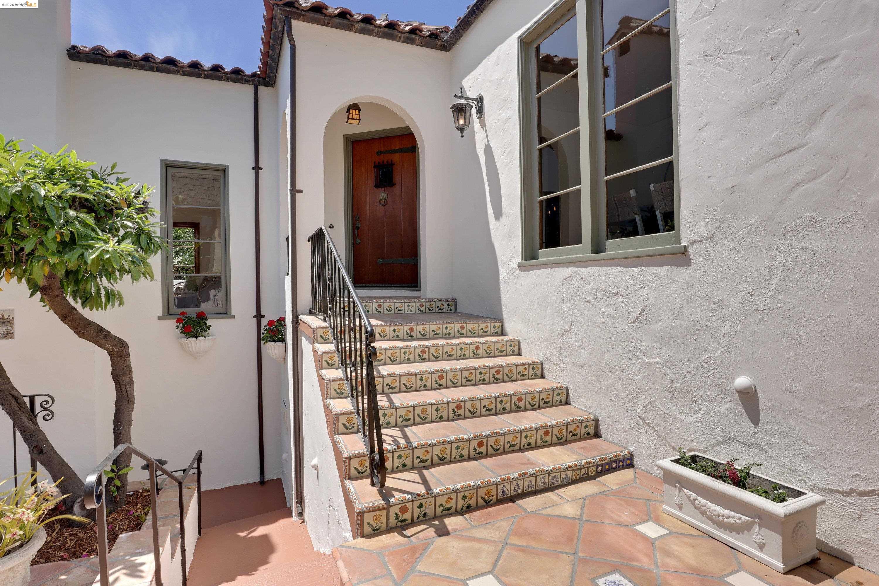 31 Sunset Drive
