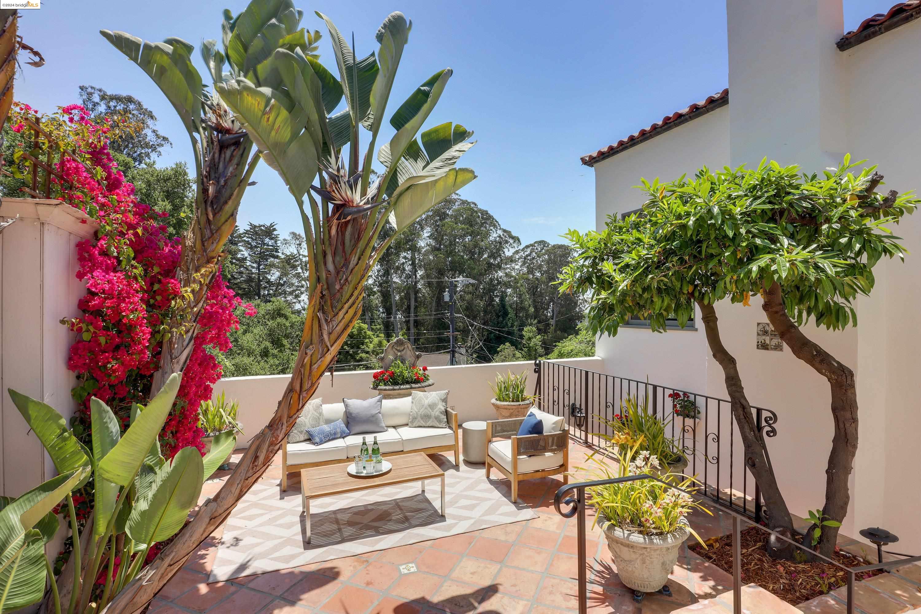 31 Sunset Drive