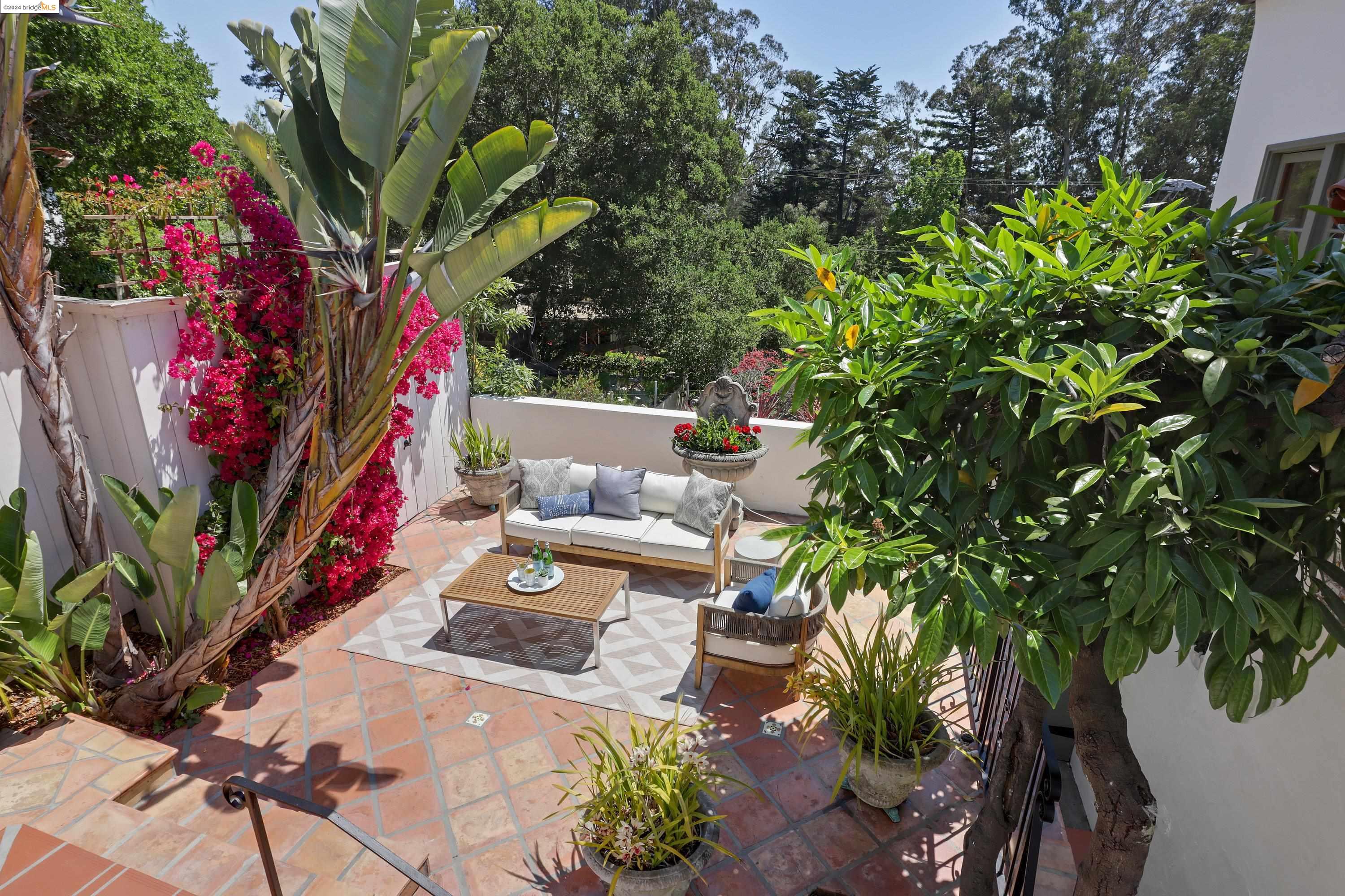 31 Sunset Drive