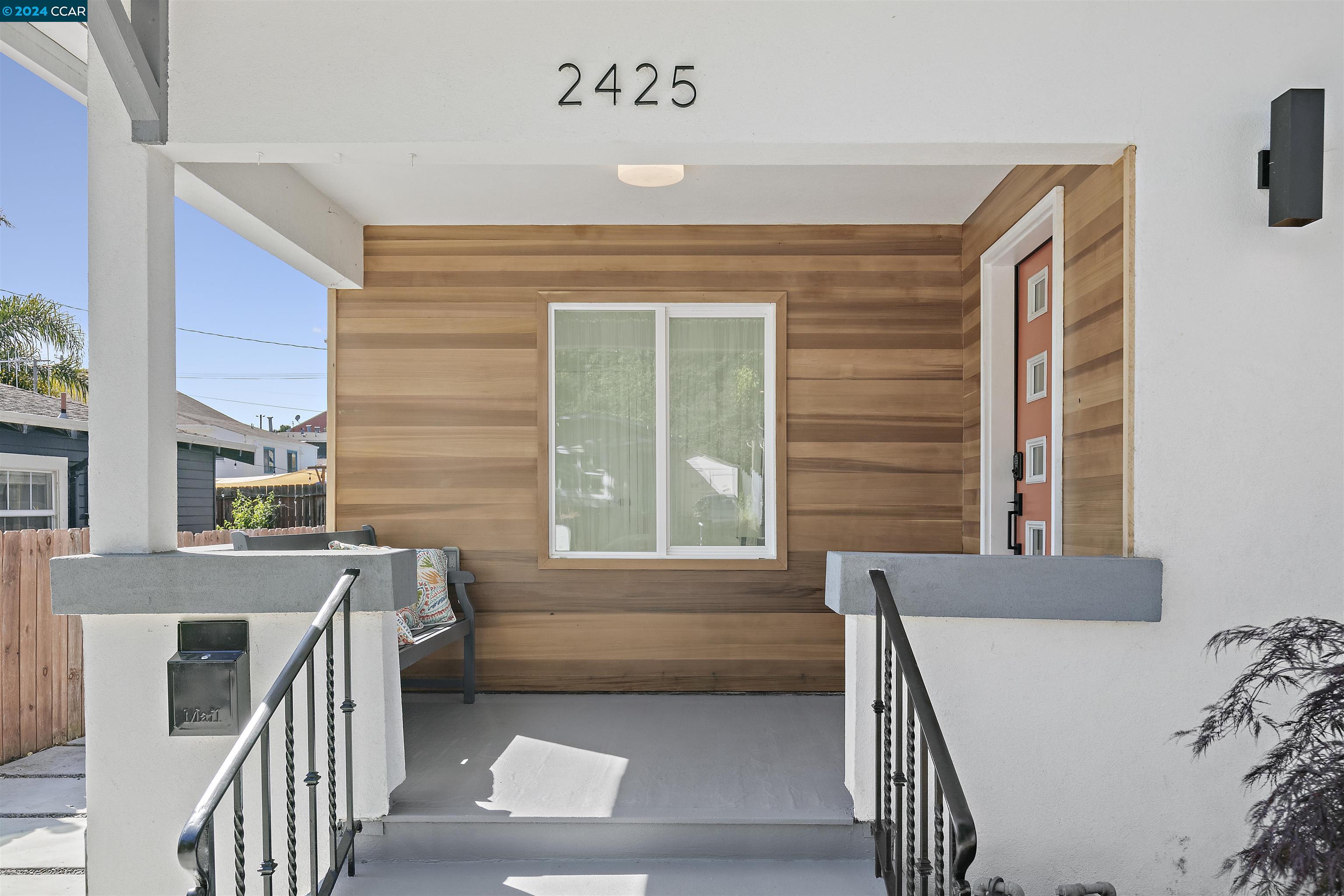 2425 Harrington Ave