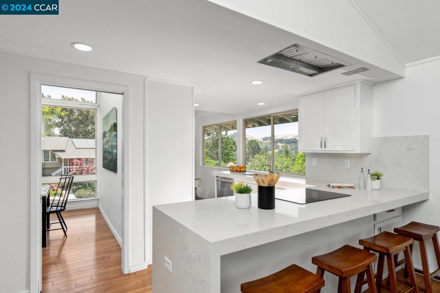 451 Fernwood Dr