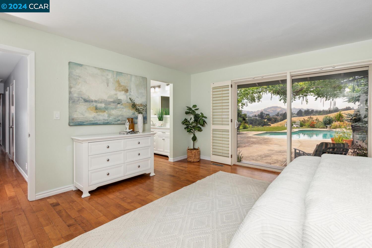451 Fernwood Dr