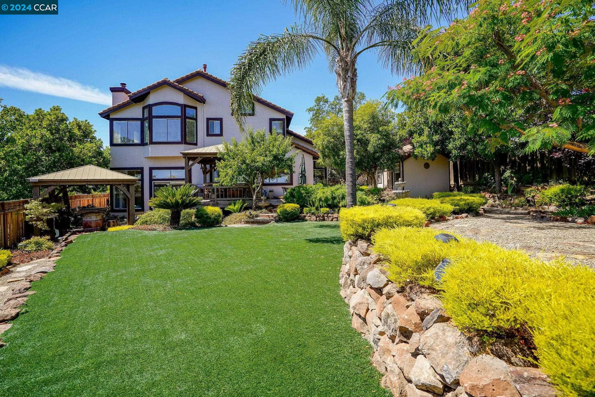 1100 Sunrise Ridge Dr