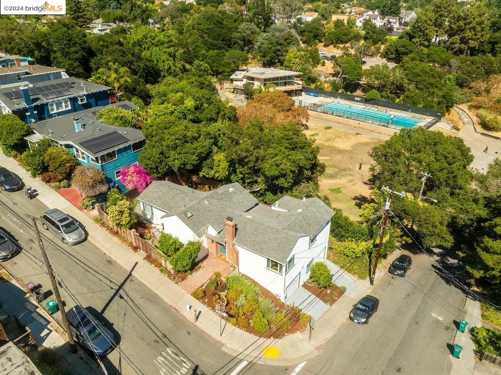 1660 Vista St