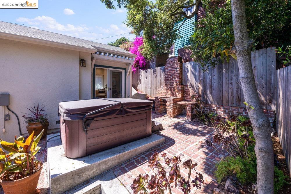 1660 Vista St
