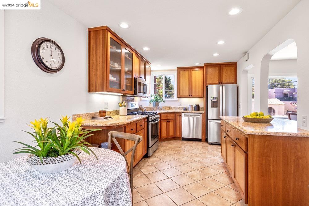 1660 Vista St