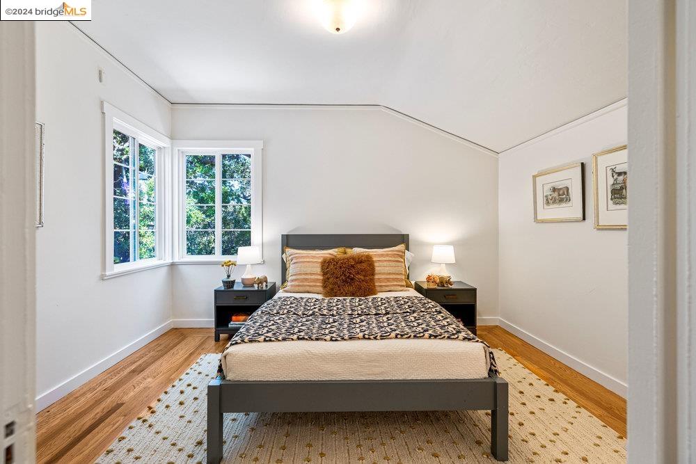 1660 Vista St
