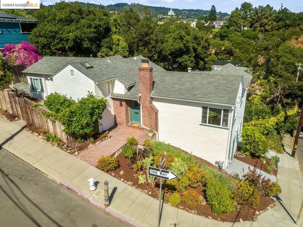 1660 Vista St