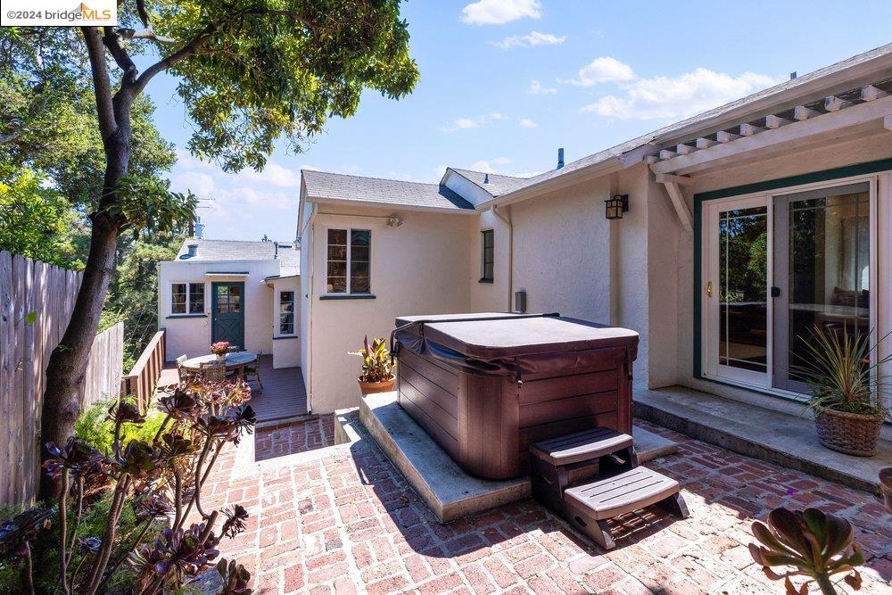 1660 Vista St