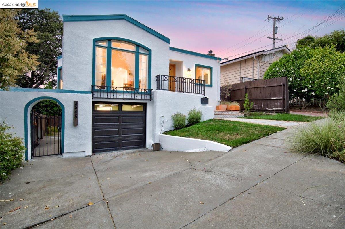 2545 Best Ave