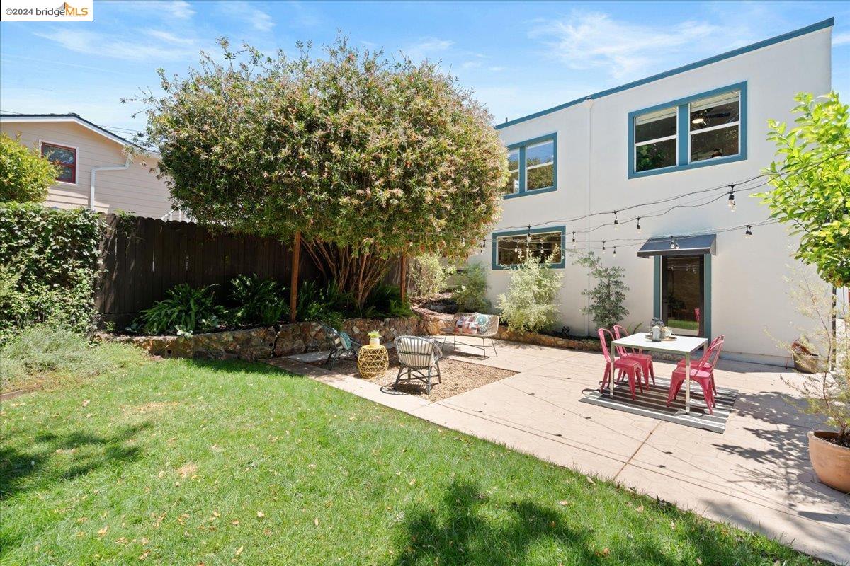 2545 Best Ave