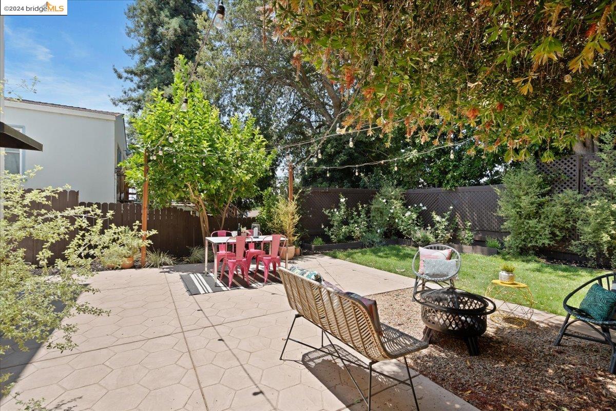 2545 Best Ave