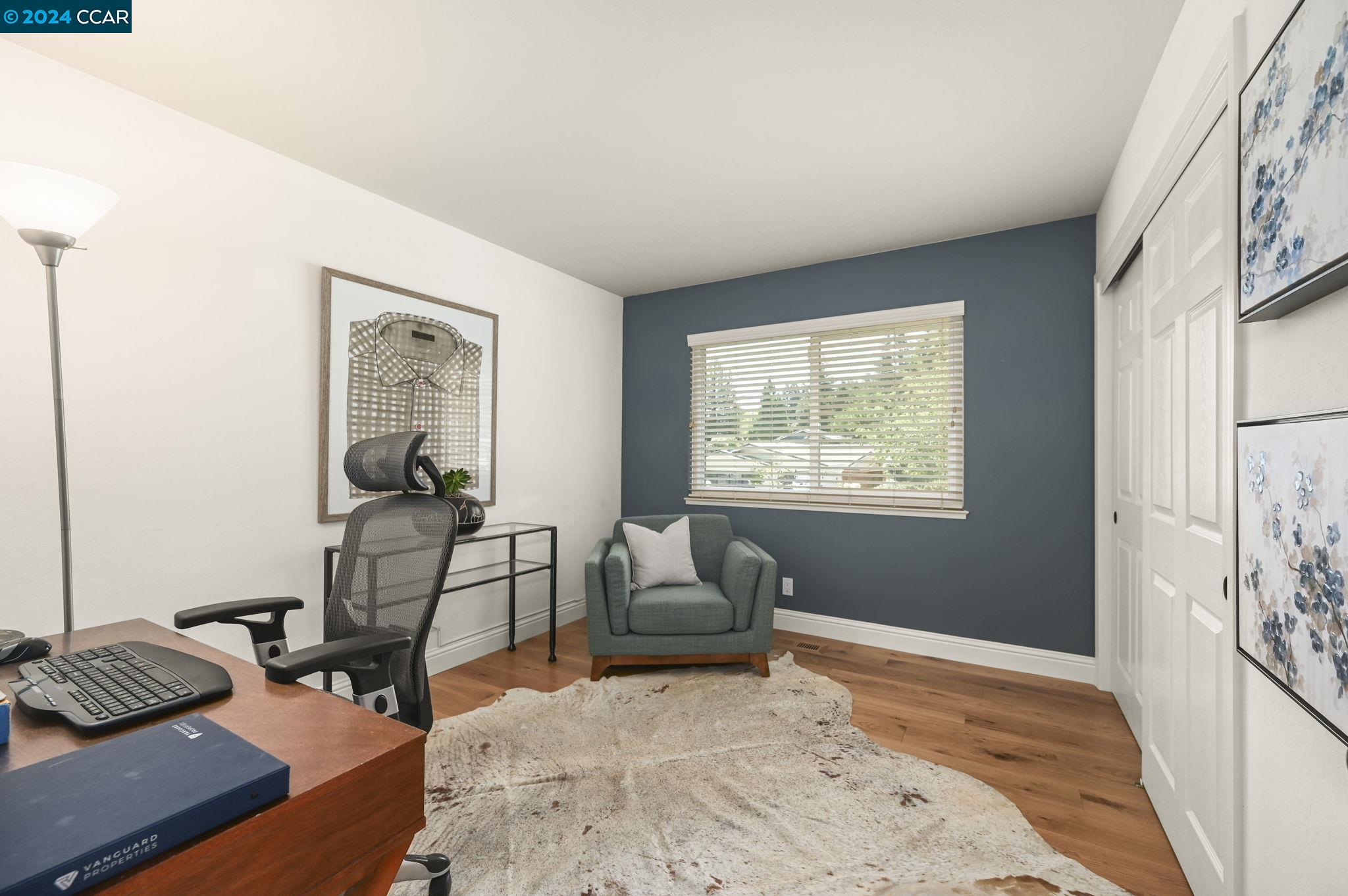 2033 Mohawk Dr