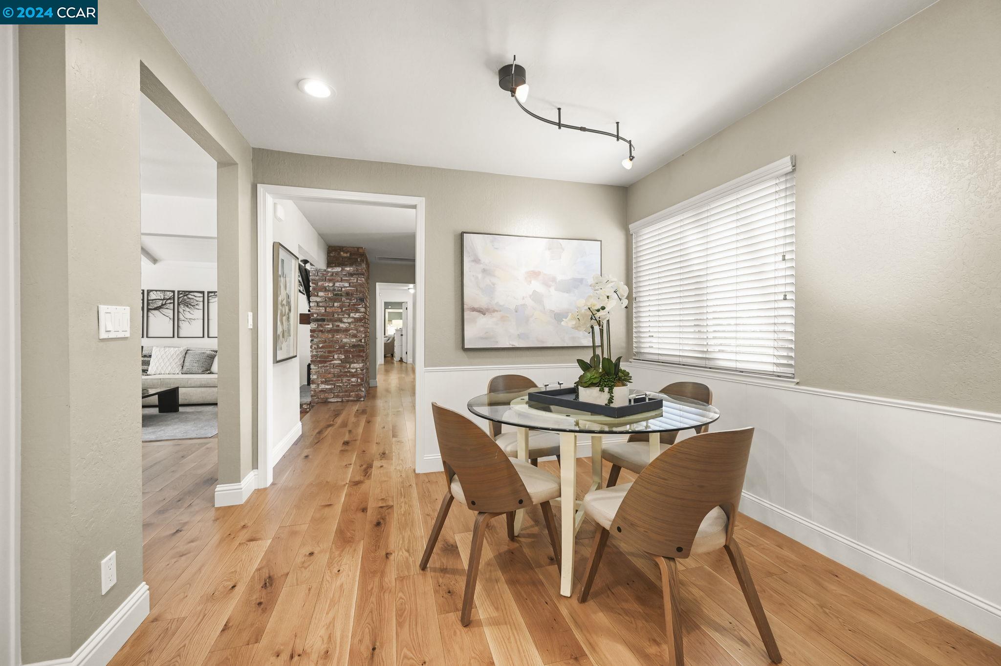 2033 Mohawk Dr