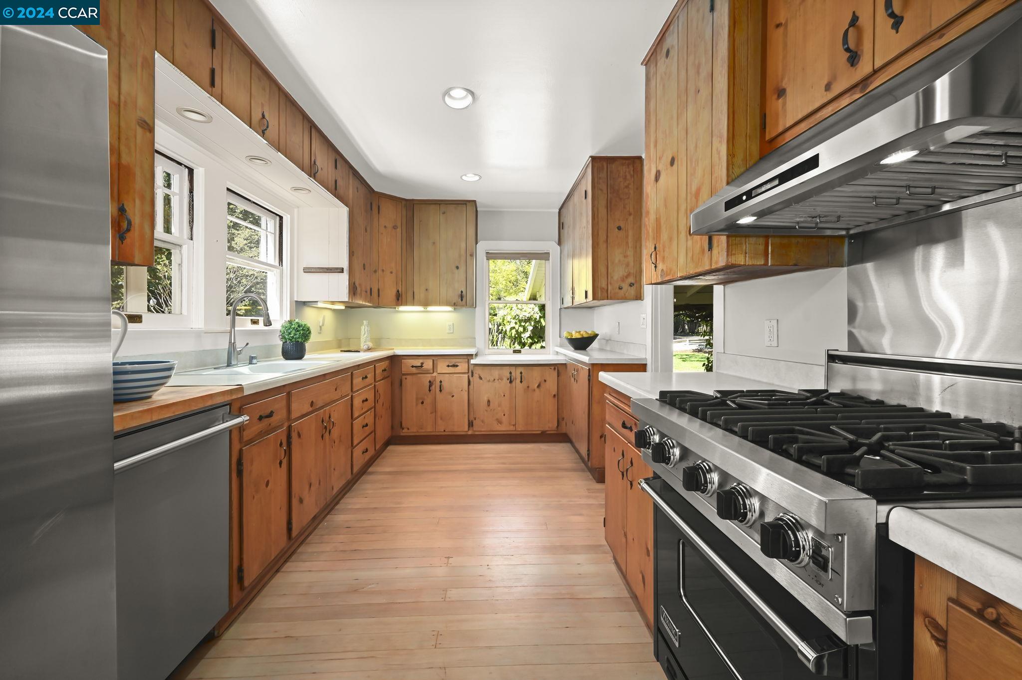 3161 Stanwood