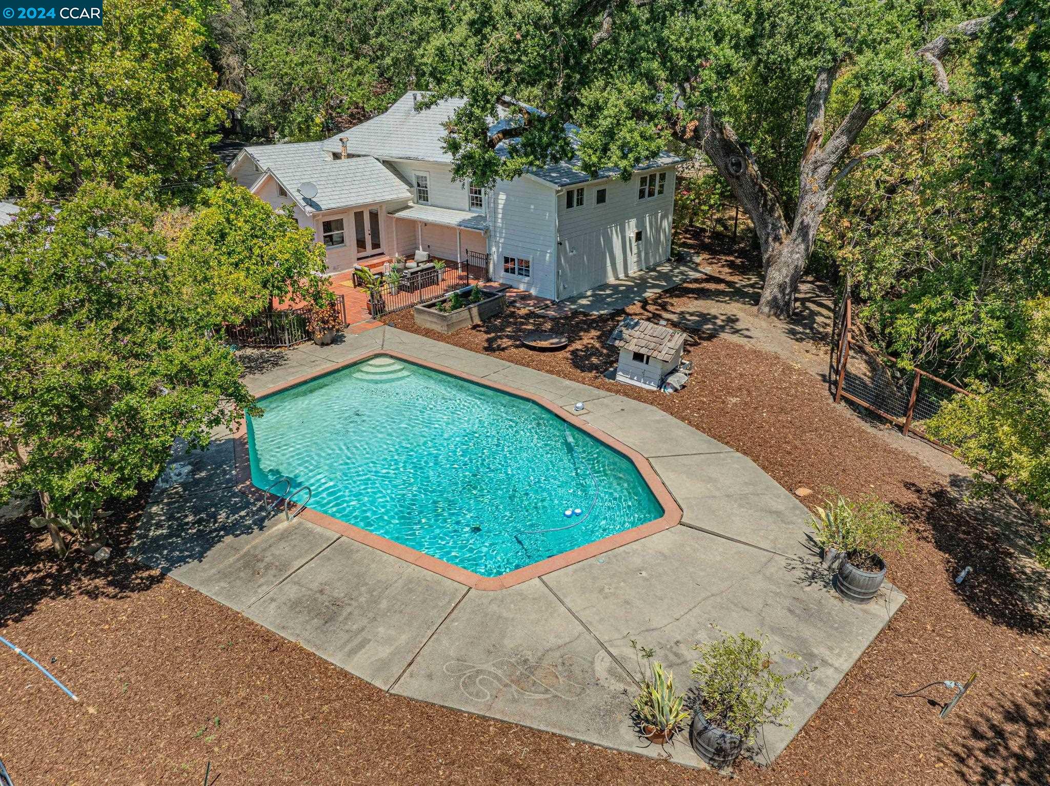 3161 Stanwood