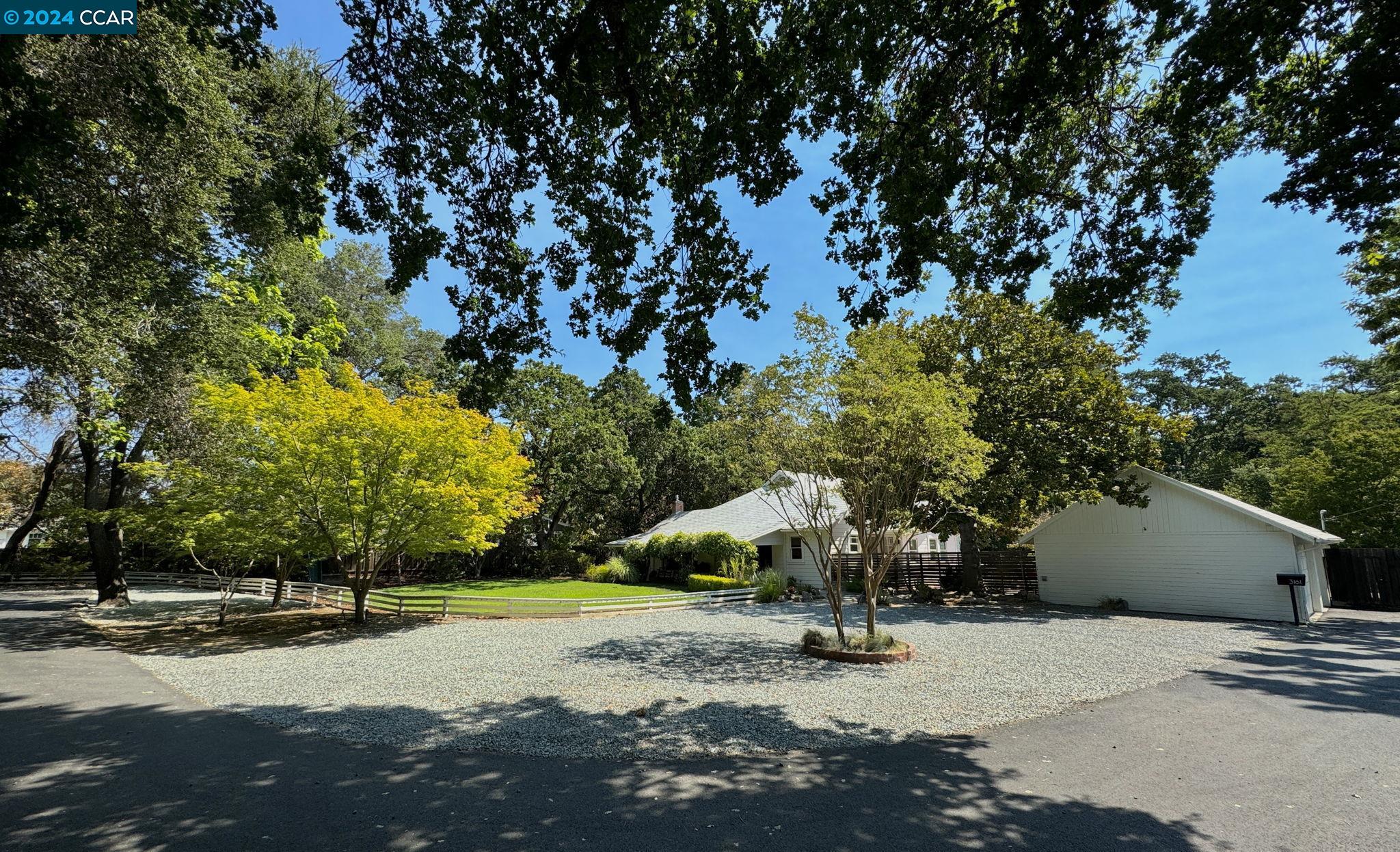 3161 Stanwood