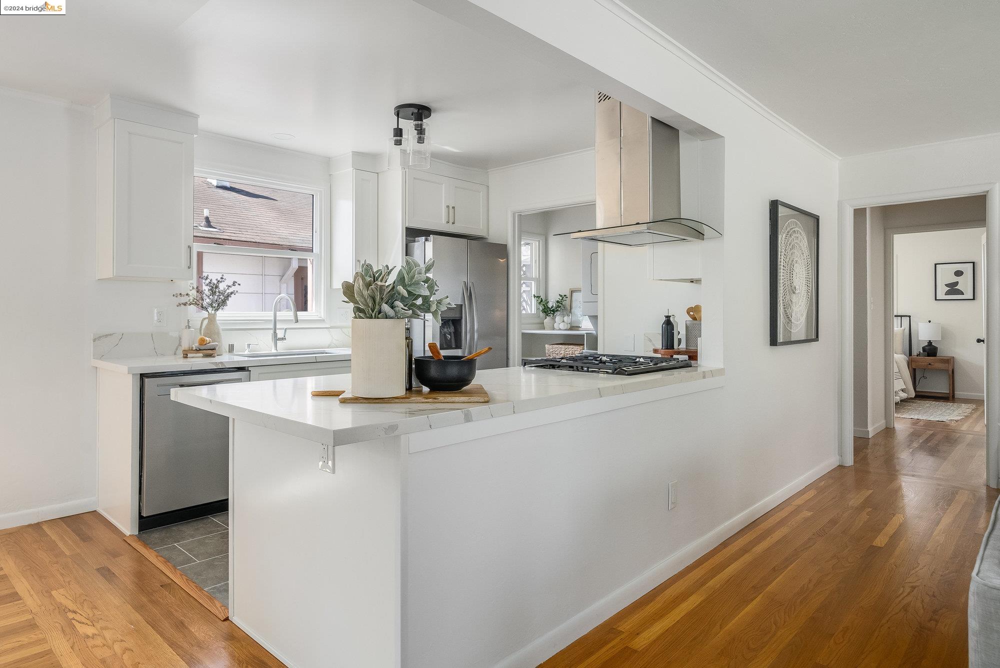 1305 Lawrence