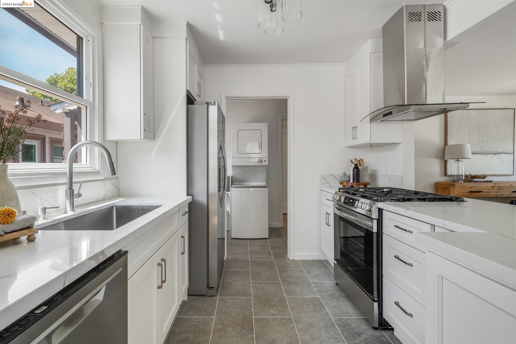 1305 Lawrence