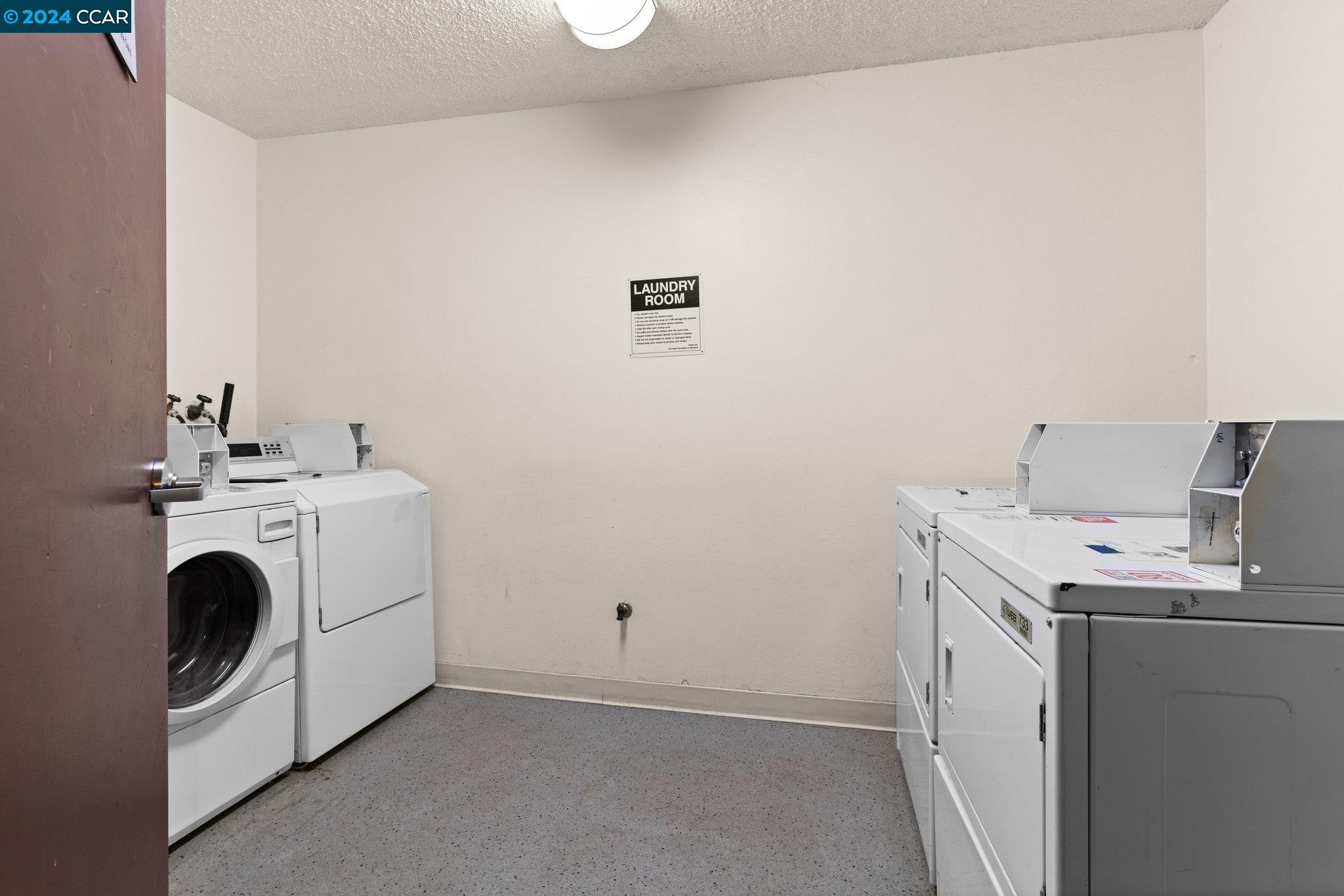 150 Pearl St # 220