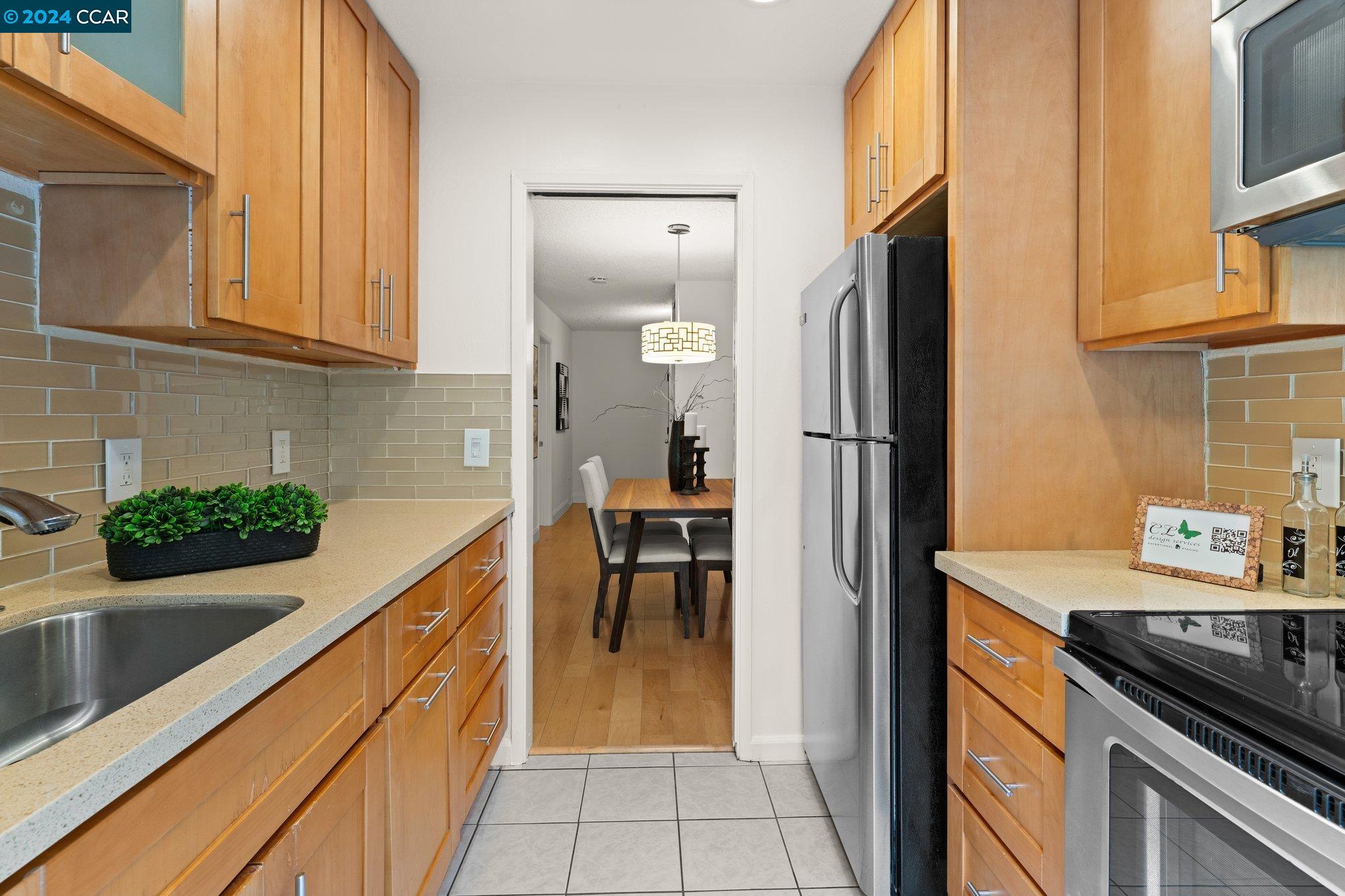 150 Pearl St # 220