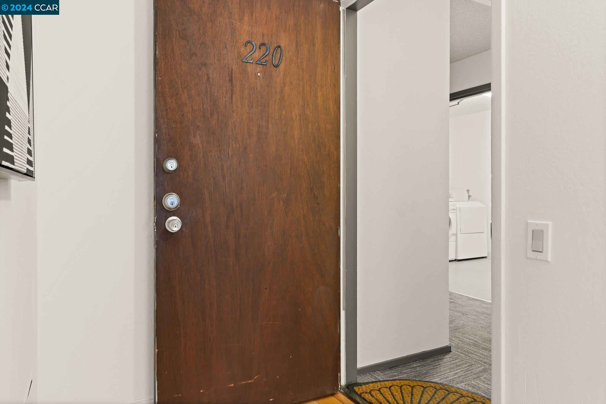 150 Pearl St # 220