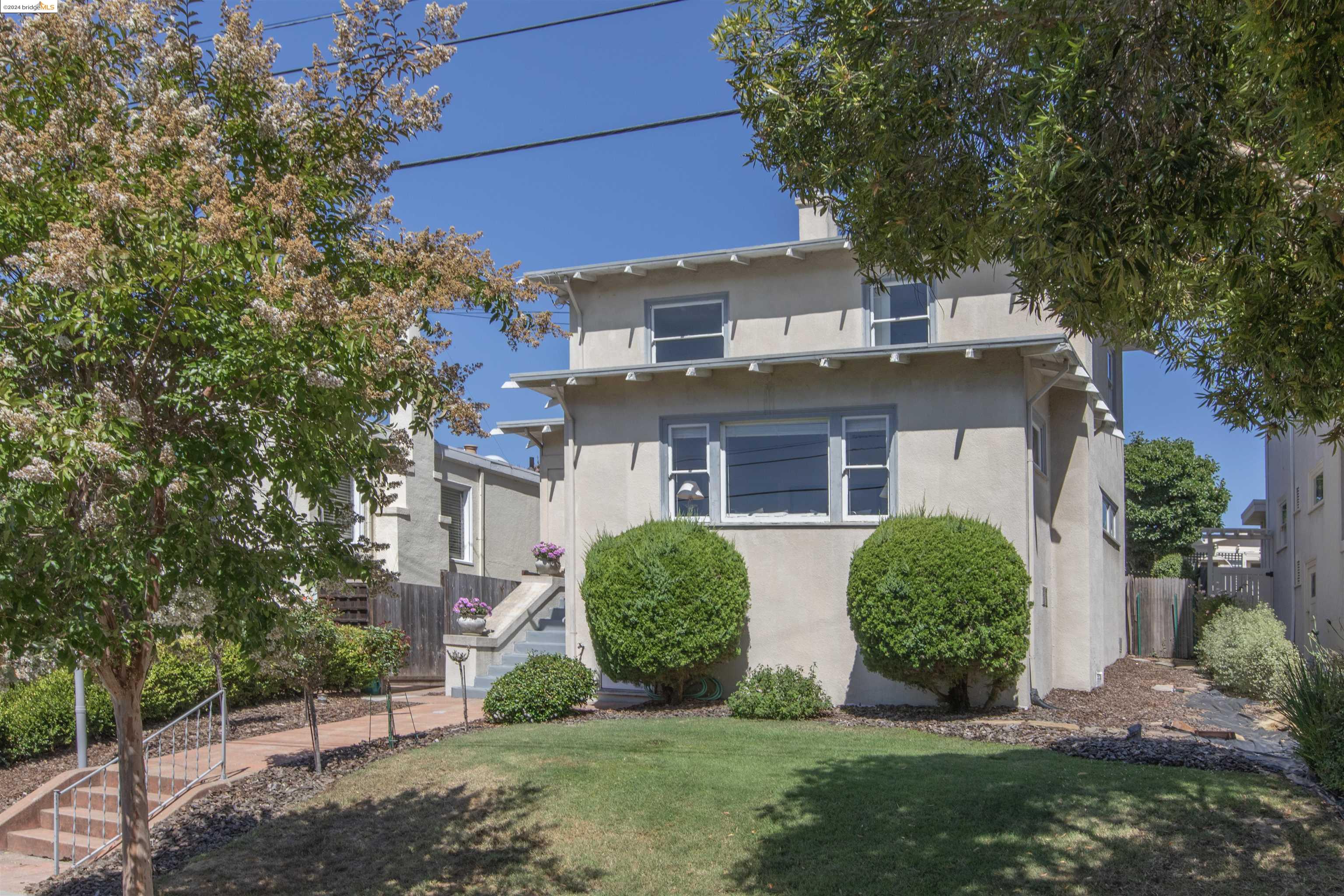 112 Oakmont Avenue