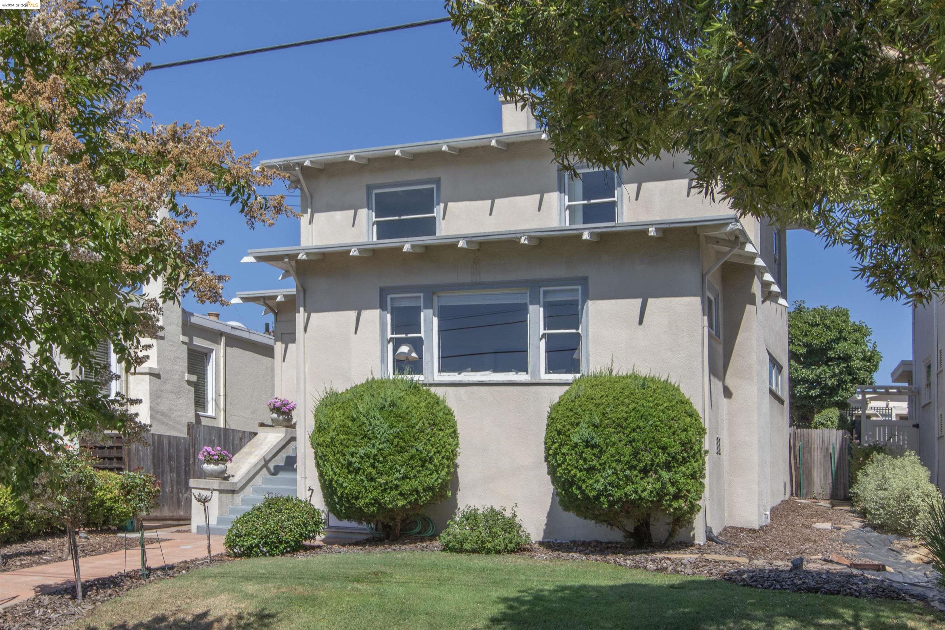 112 Oakmont Avenue