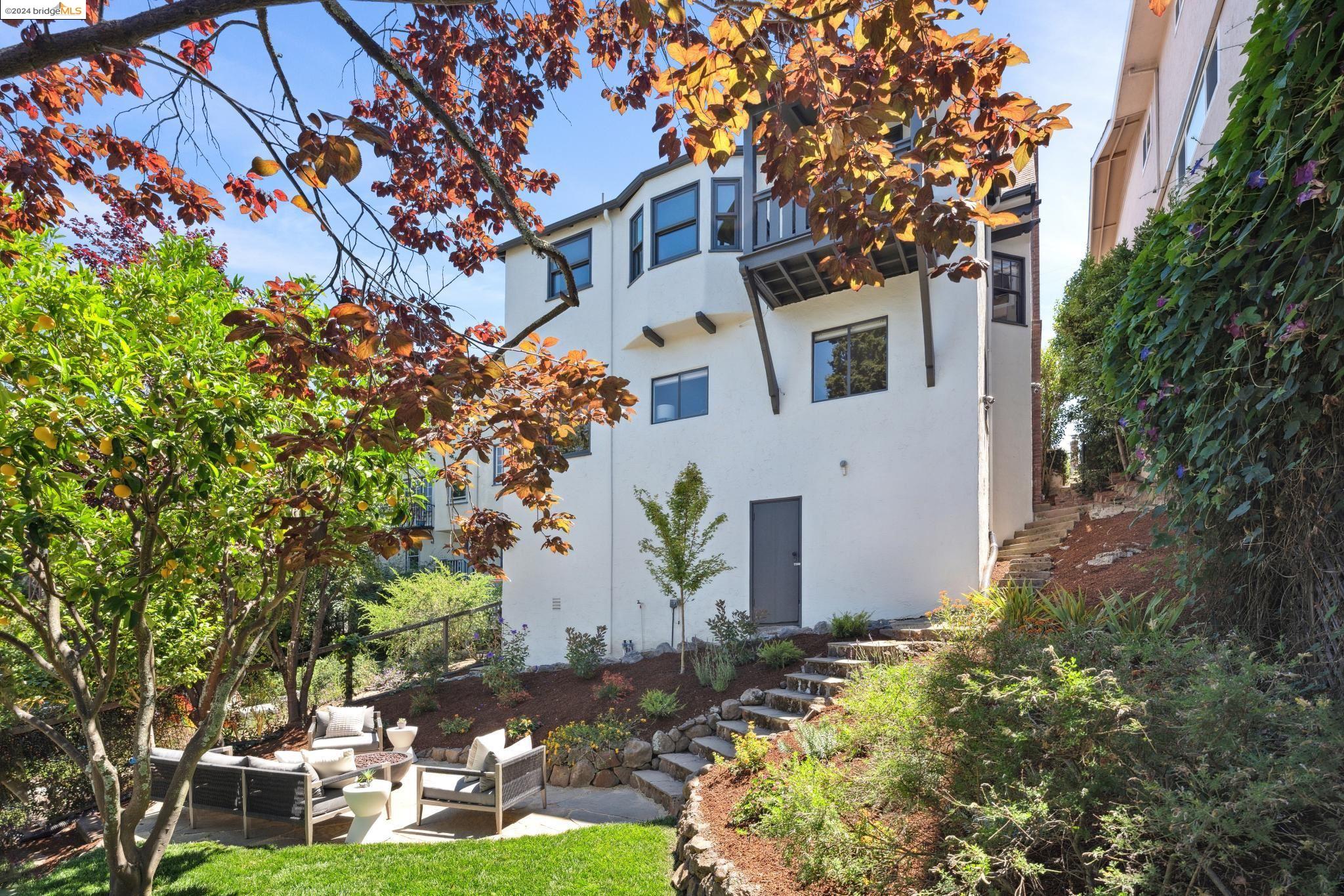 1132 Hollywood Ave